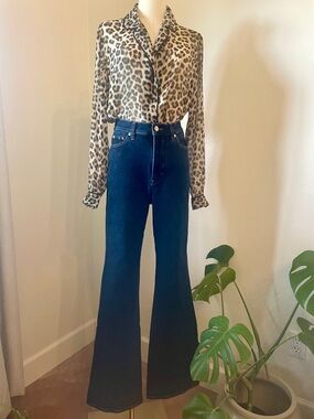 L.L. Bean Signature Deep Indigo Long Flare Women's Jeans 10 Tall